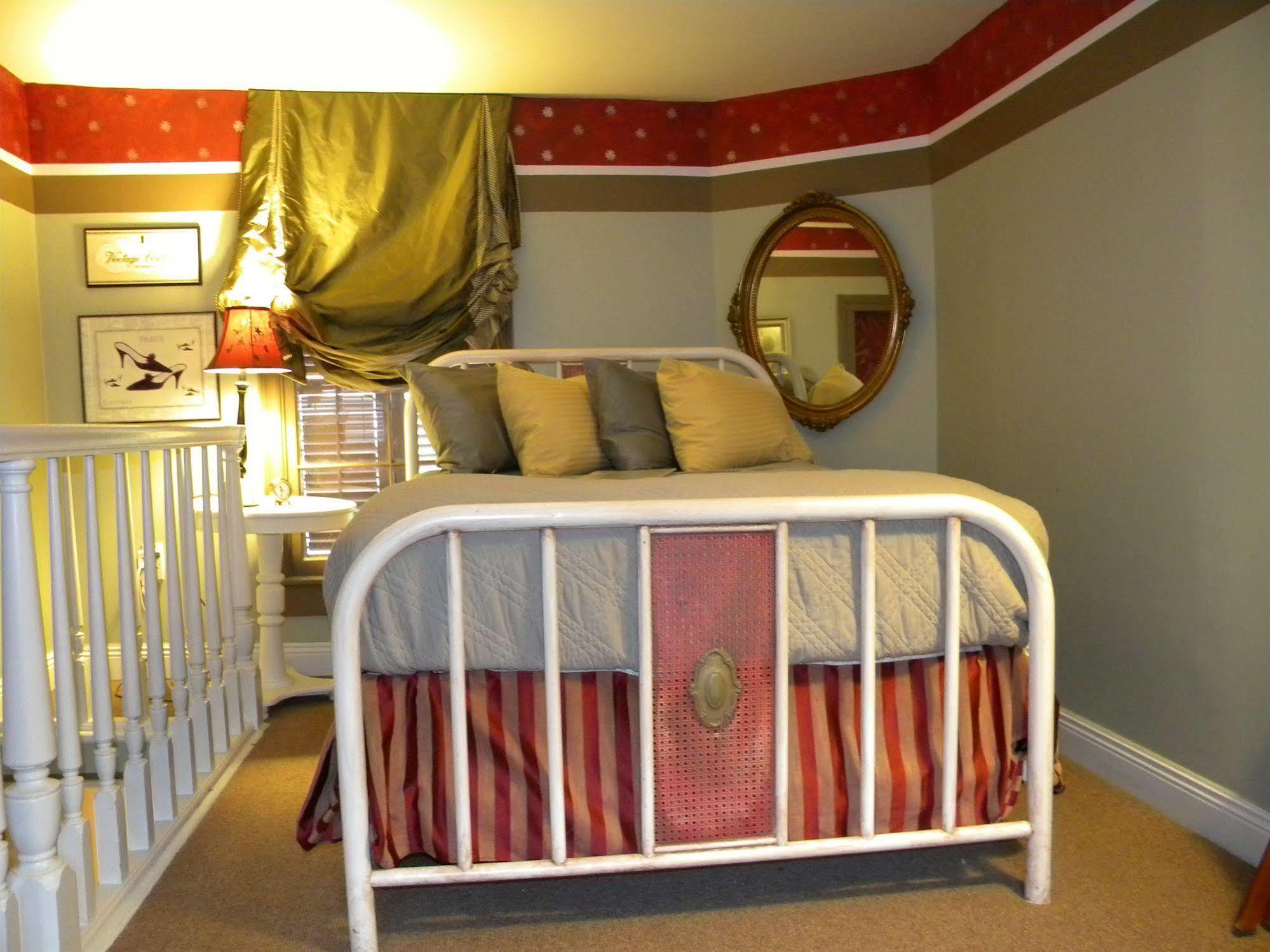 Bed and Breakfast Maison De Macarty à La Nouvelle-Orléans Extérieur photo