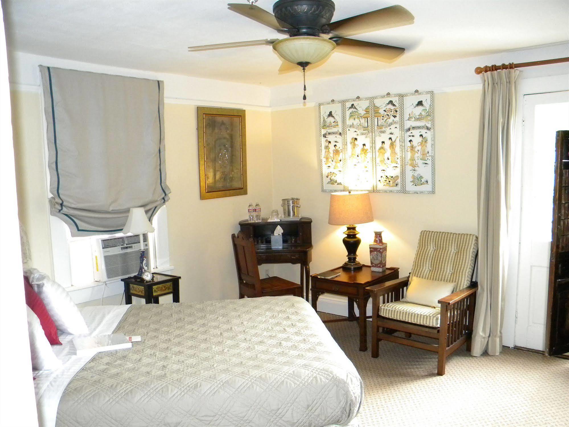 Bed and Breakfast Maison De Macarty à La Nouvelle-Orléans Extérieur photo